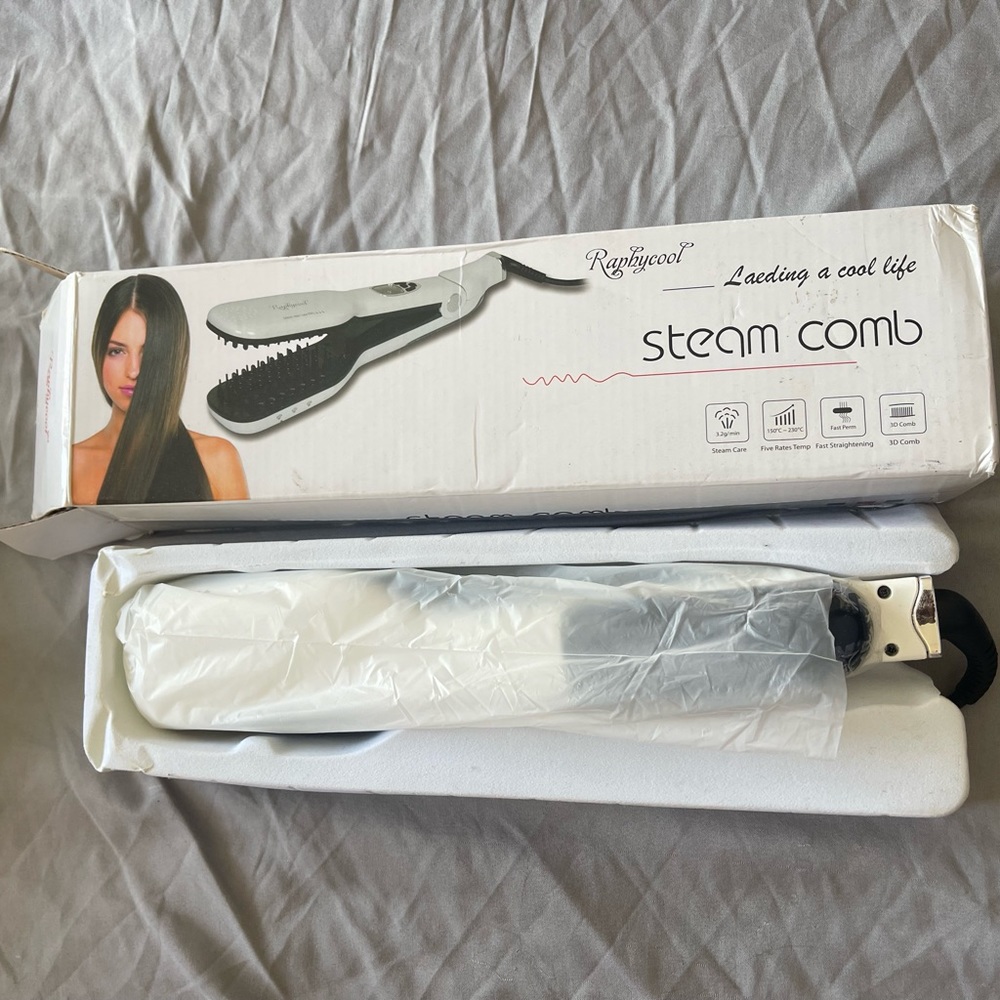 Steam comb straightener